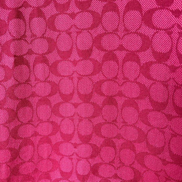 New with Tag Coach Signature Stole in Deep Pink - Picture 2 of 9